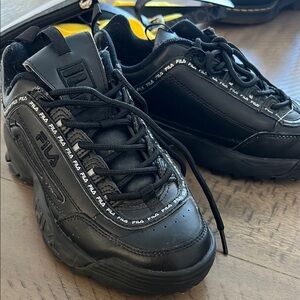 Fila Black Sneakers